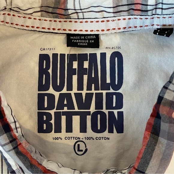 Buffalo David Bitton Men's Large Gray red plaid button up short sleeve shirt - Picture 6 of 6